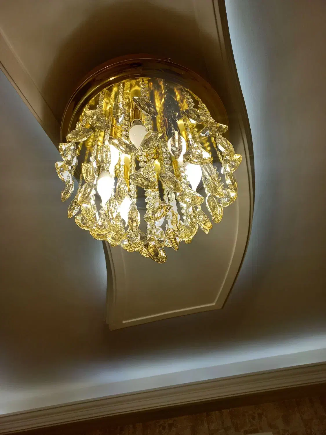 لوستر تمام کریستال ۸ شاخه با همراه دیوارکوب ست|لوستر و چراغ آویز|ری, فیروزآبادی|دیوار