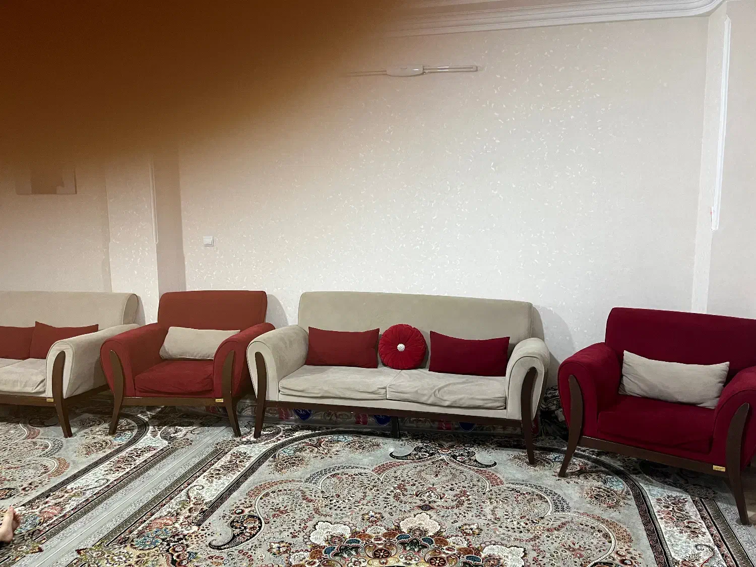 مبل ۷ نفره|مبلمان خانگی و میز عسلی|بروجرد, |دیوار