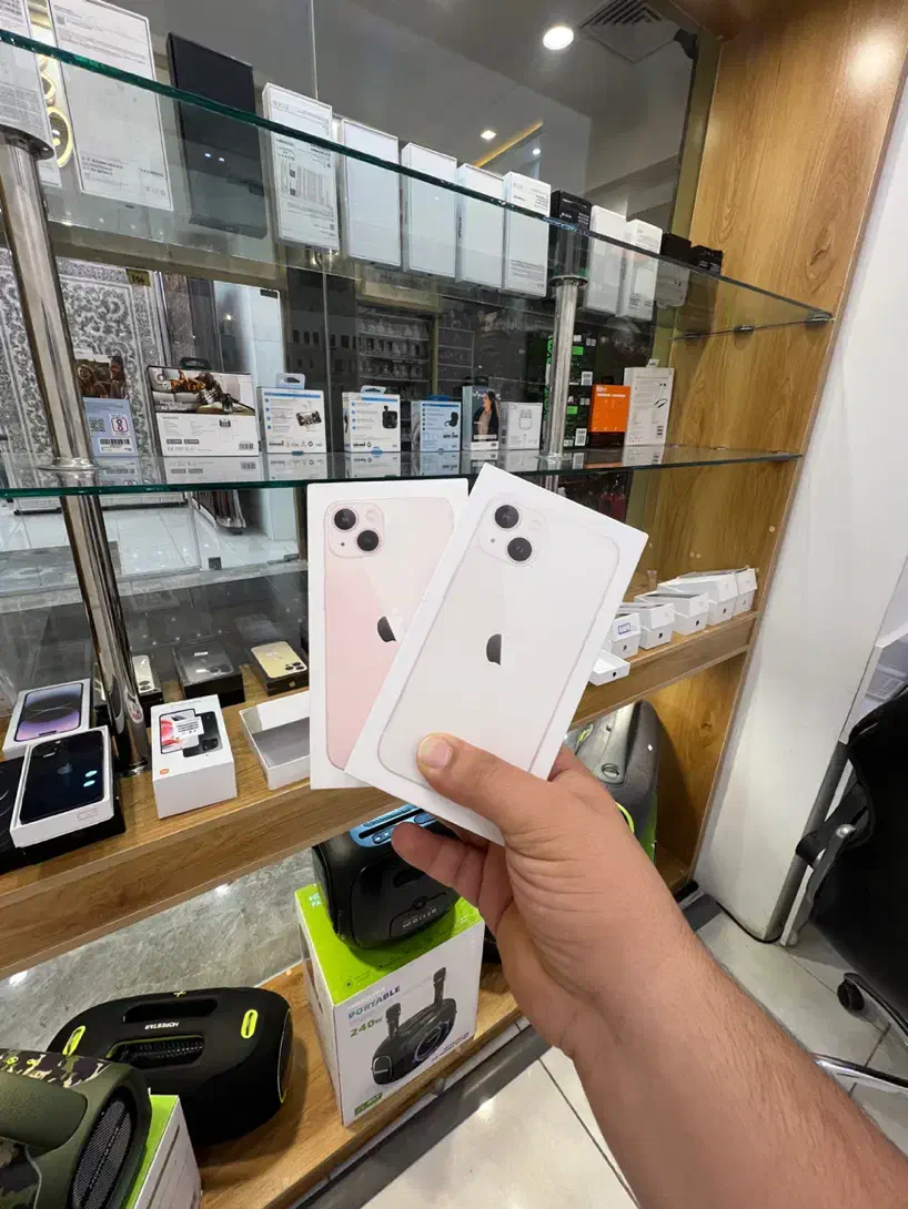 iPhone 13 normal  پلمپ|موبایل|شیراز, وصال|دیوار