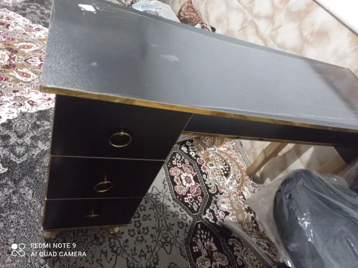 میزناخن وصندلی واستند|آرایشگاه و سالنهای زیبایی|نیشابور, شهرک رسولی|دیوار