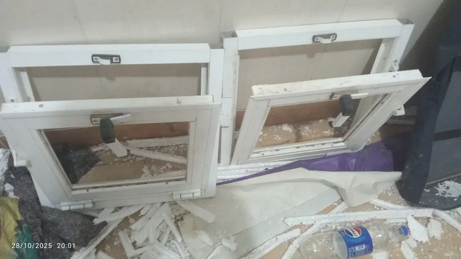 دو عدد پنجره آلومینیوم 50 در 50نو|مصالح و تجهیزات ساختمان|بیرجند, |دیوار