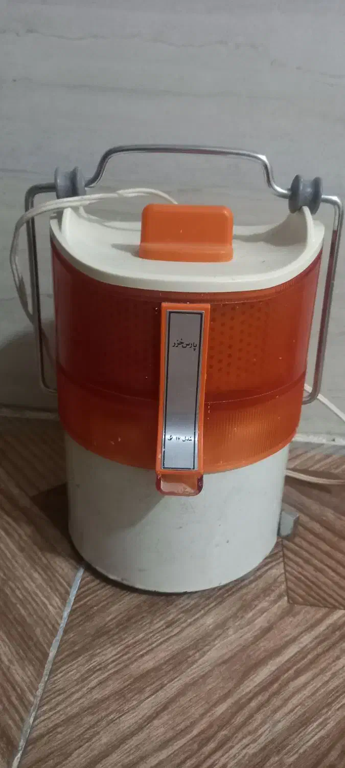 آبمیوه گیری و ابهویج گیری|آبمیوه‌گیر و آب‌مرکبات‌گیر|شوشتر, |دیوار