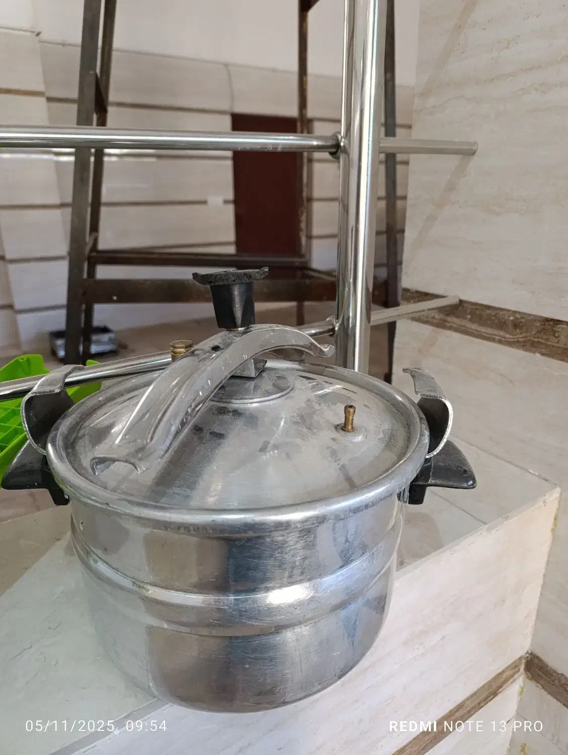 دایسر نایصر و زود پز|ظروف پختوپز|تویسرکان, |دیوار