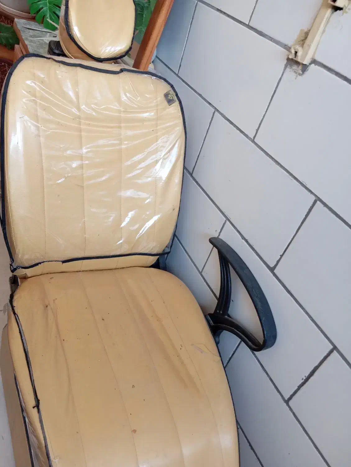 صندلی آرایشگاه نو|آرایشگاه و سالنهای زیبایی|کرمان, |دیوار