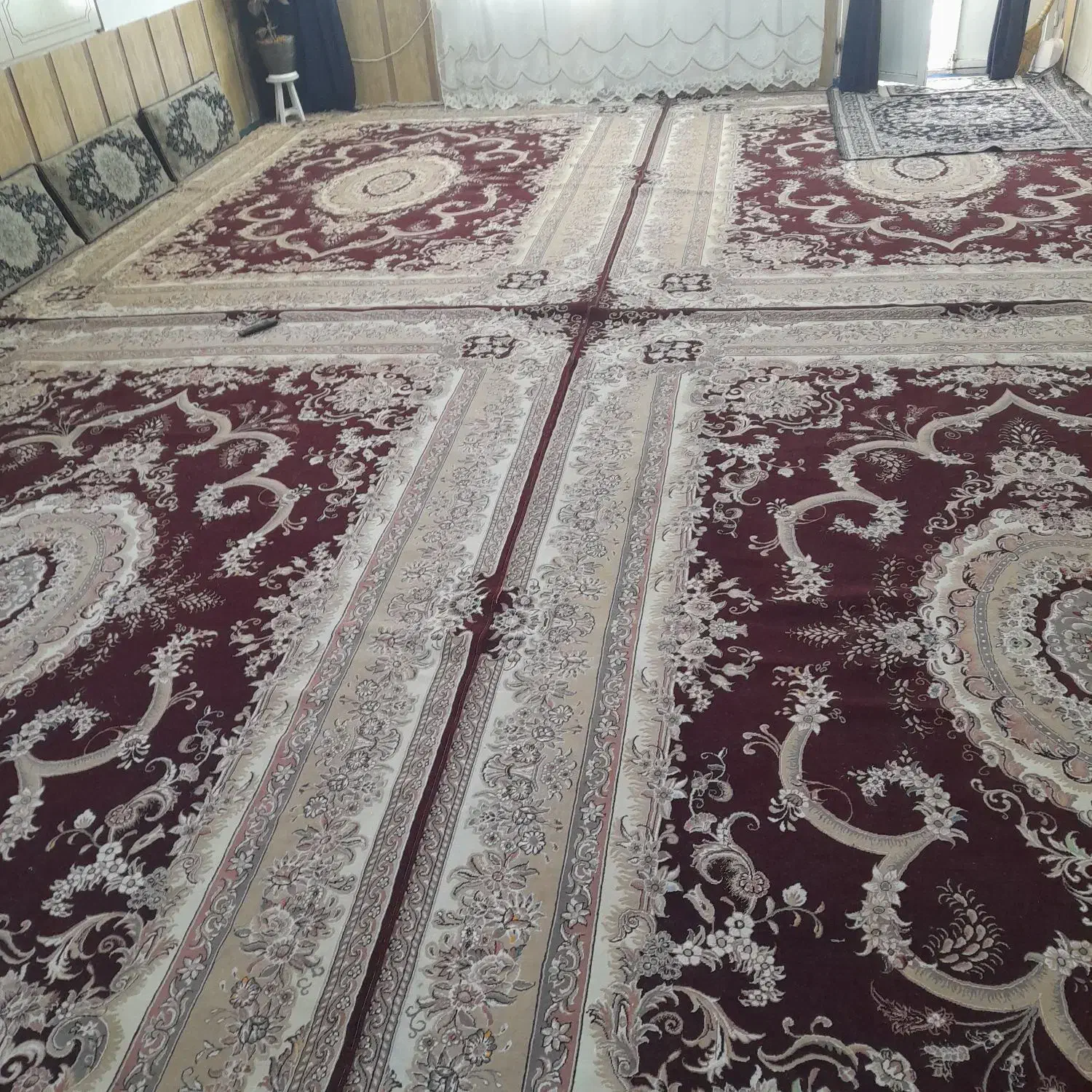 چهار عدد فرش سالم بدون هیچ عیب وایرادی|فرش|تربت‌حیدریه, پائین ولایت|دیوار