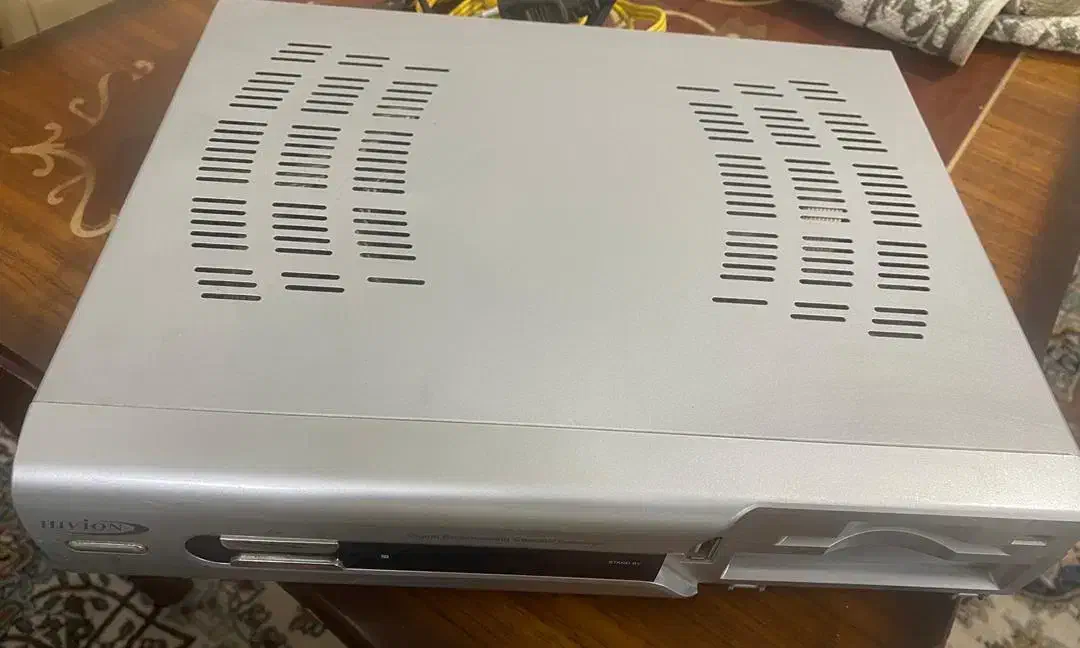 گیرنده دیجیتال|صوتی و تصویری|اسفراین, |دیوار