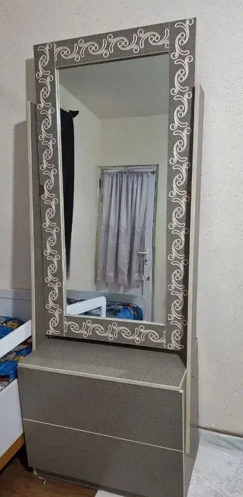 درایور و آینه و گل میز|جاکفشی، کمد، دراور|بندر ماهشهر, |دیوار