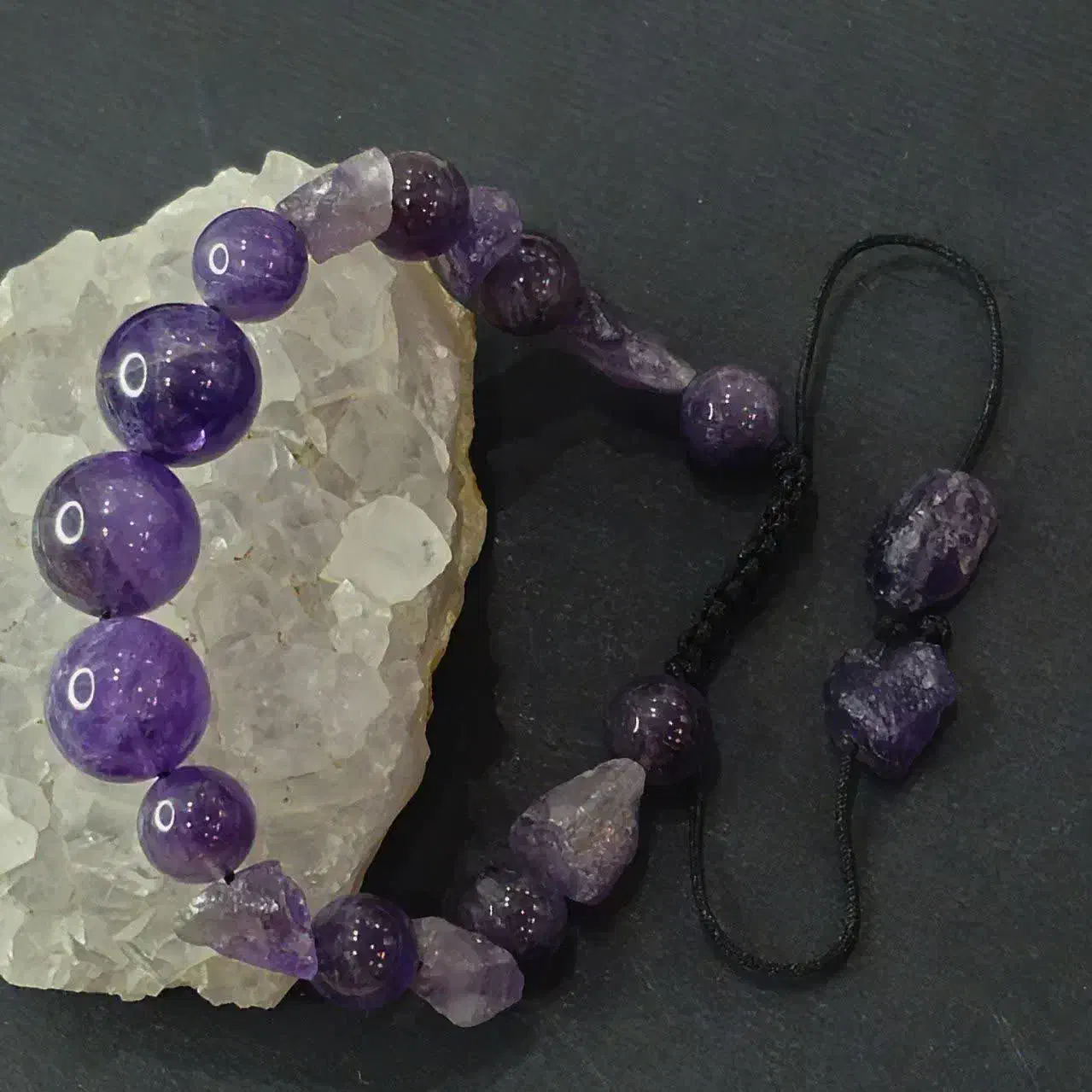 نسبیح|کلکسیون اشیاء عتیقه|نالوس, |دیوار