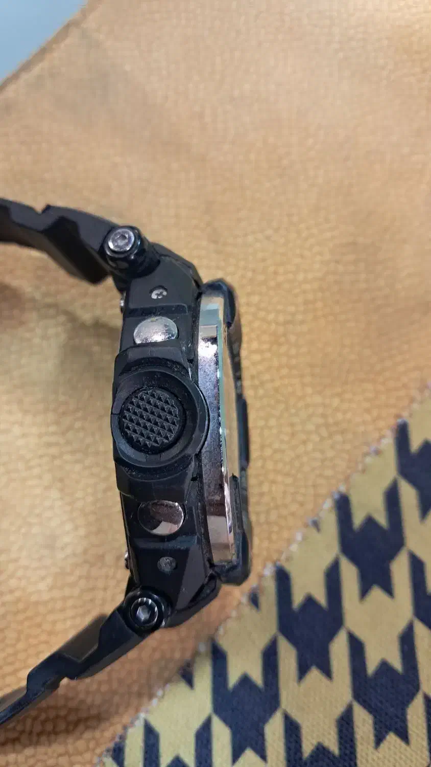 ساعت مچی جیشاک اصلی|ساعت|تهران, شیخ هادی|دیوار