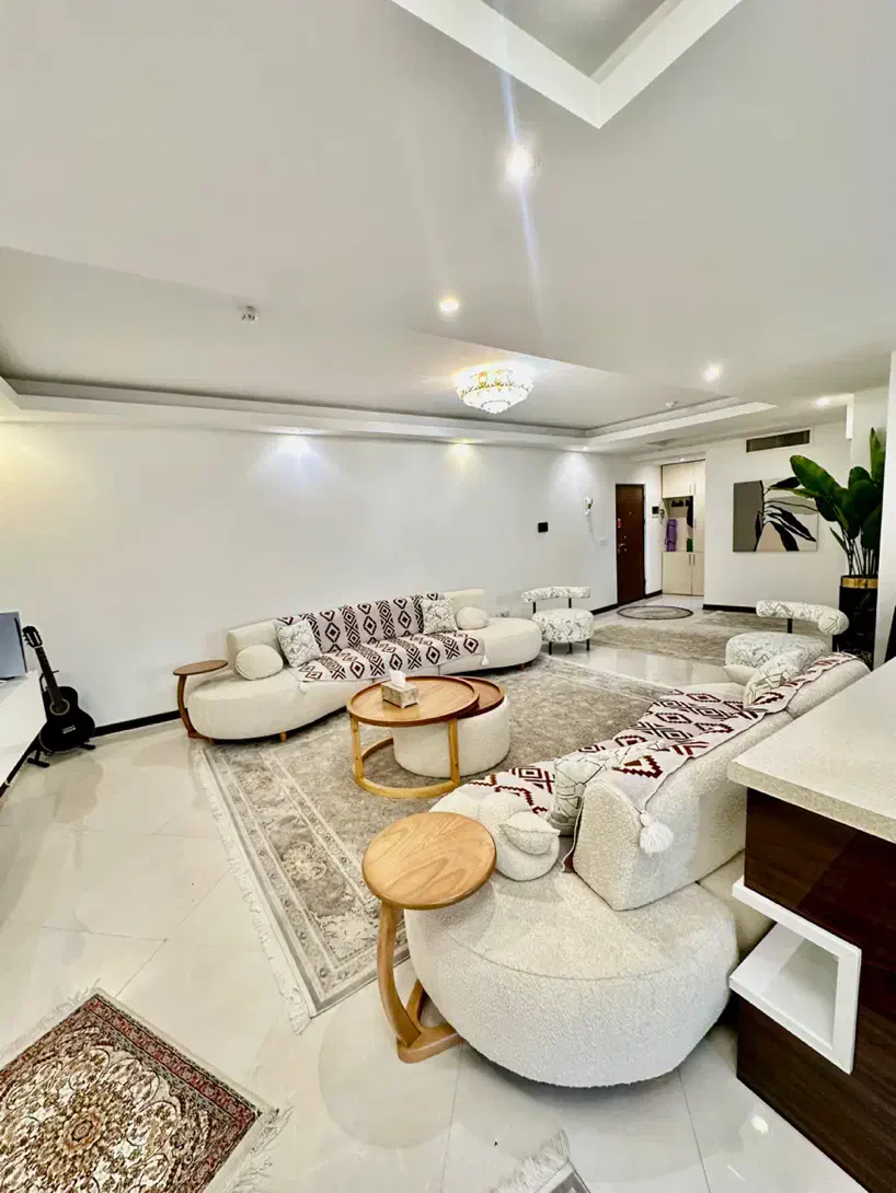 ۱۰۰متر برج مجلل بام پونک/مناسب مشکل پسندان