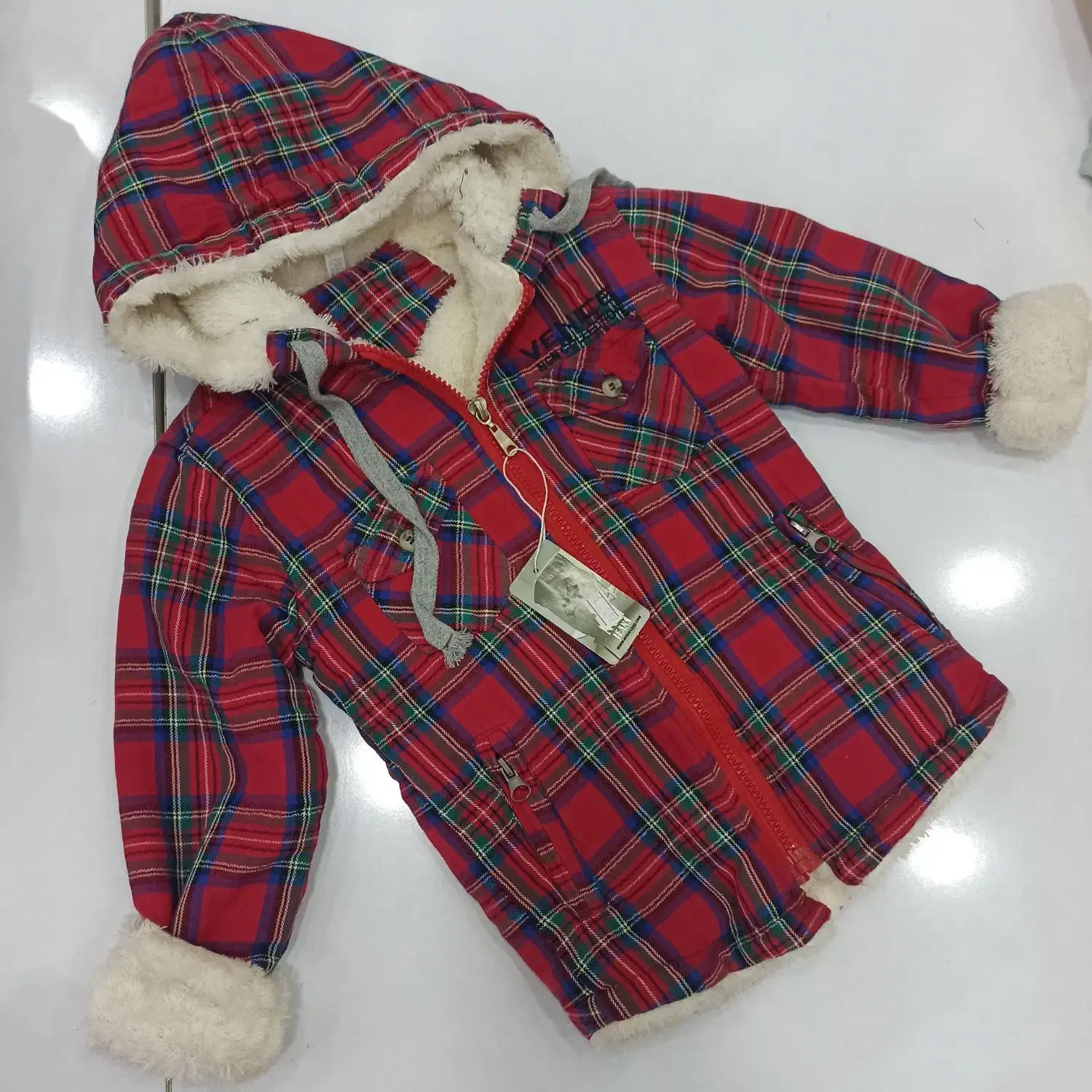 کاپشن کلاه دار داخل خز قیمت اصلی ۸۷۰|لباس|اصفهان, شیخ اشراق|دیوار