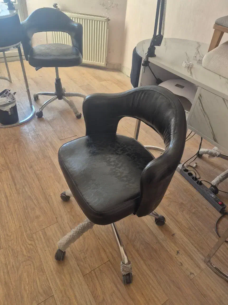 فروش تجهیزات سالن زیبایی|آرایشگاه و سالن‌های زیبایی|مشهد, کوثر|دیوار