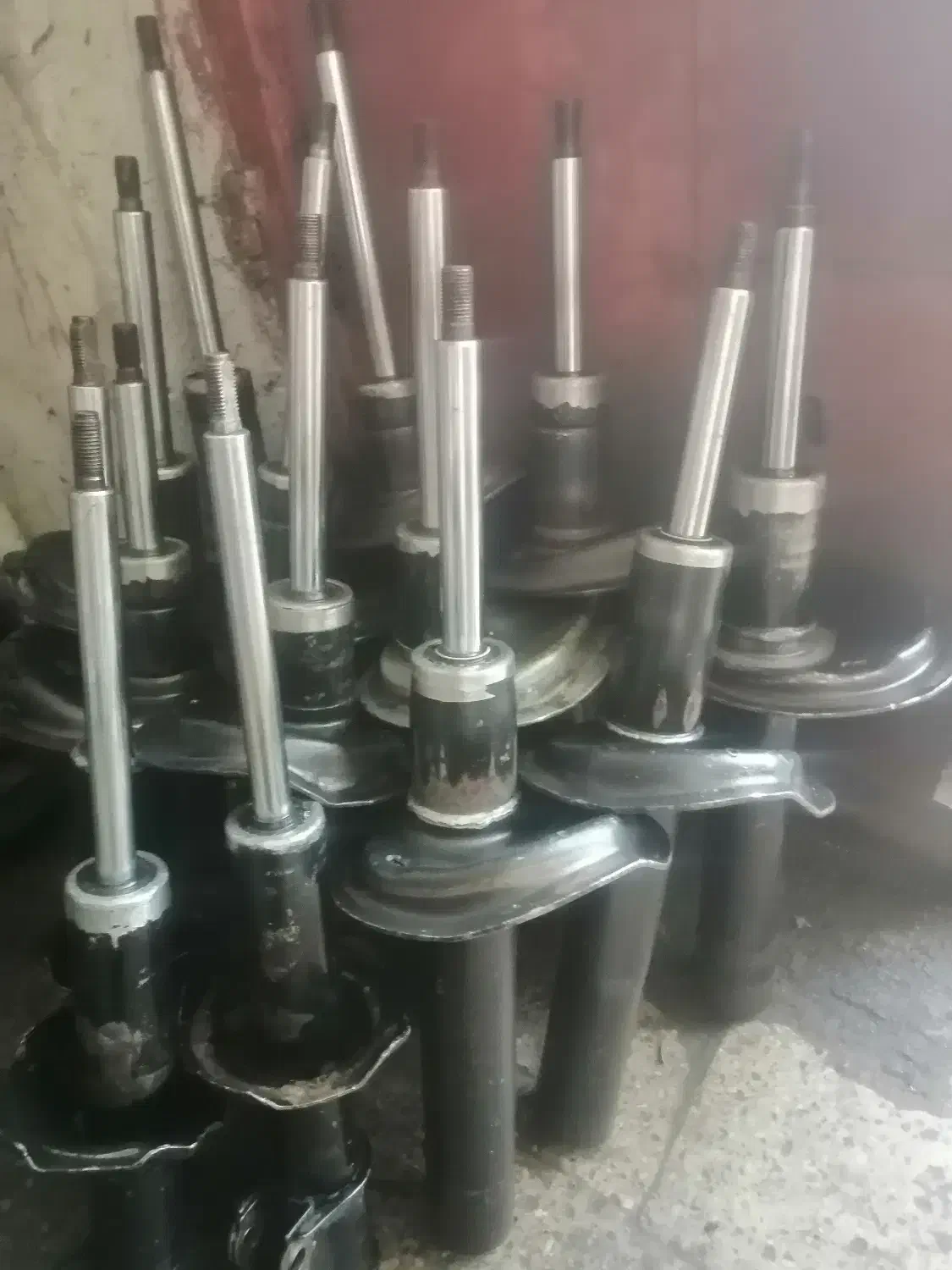 کمک فنر|قطعات یدکی و لوازم جانبی|رشت, حومه رشت|دیوار