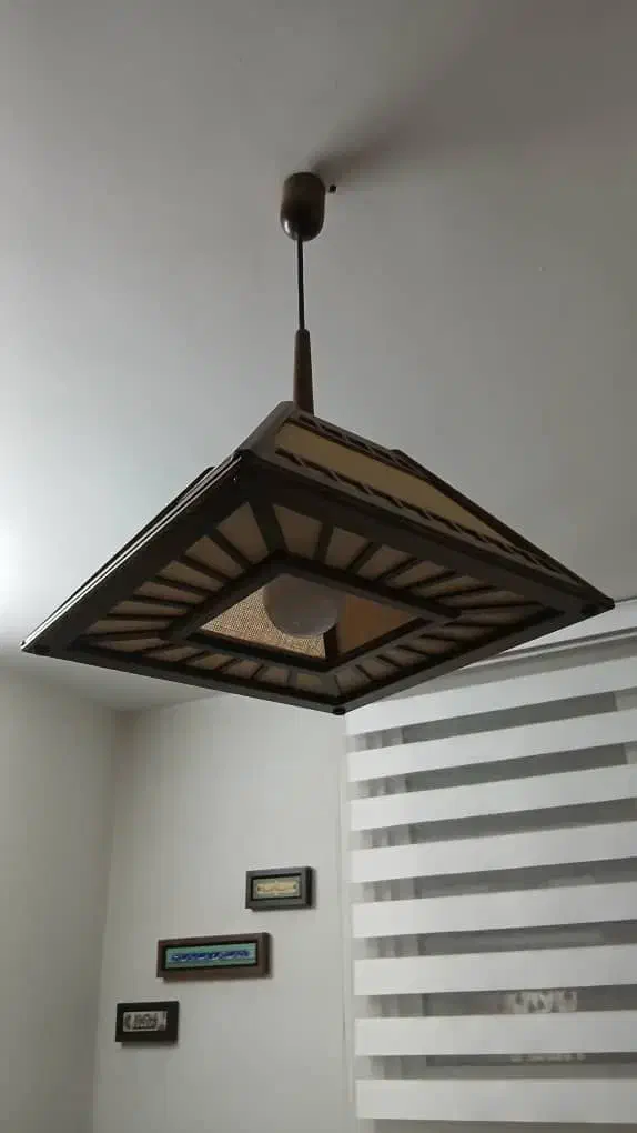 لوستر|لوستر و چراغ آویز|اصفهان, خواجو|دیوار