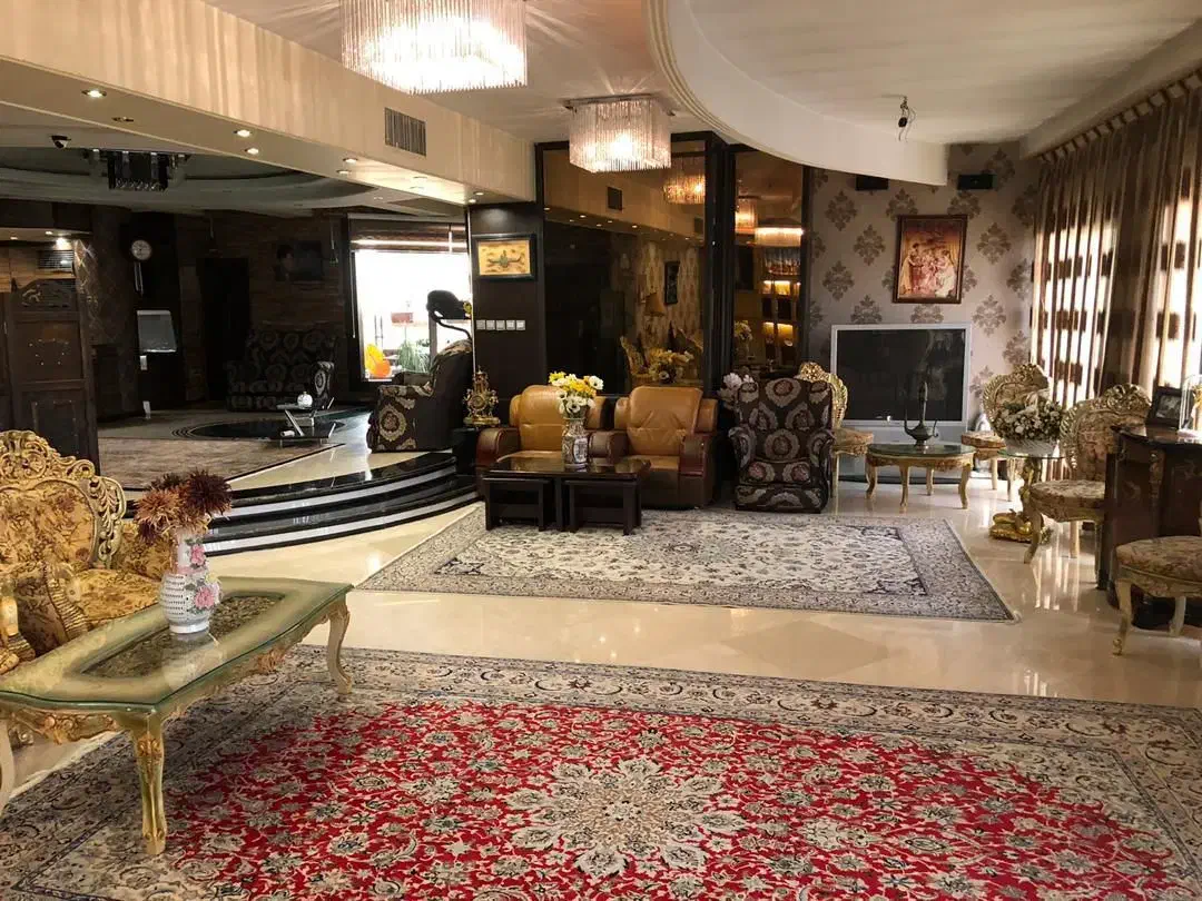 نیاوران ۲۷۰ متر سه خواب مستر|فروش آپارتمان|تهران, کامرانیه|دیوار