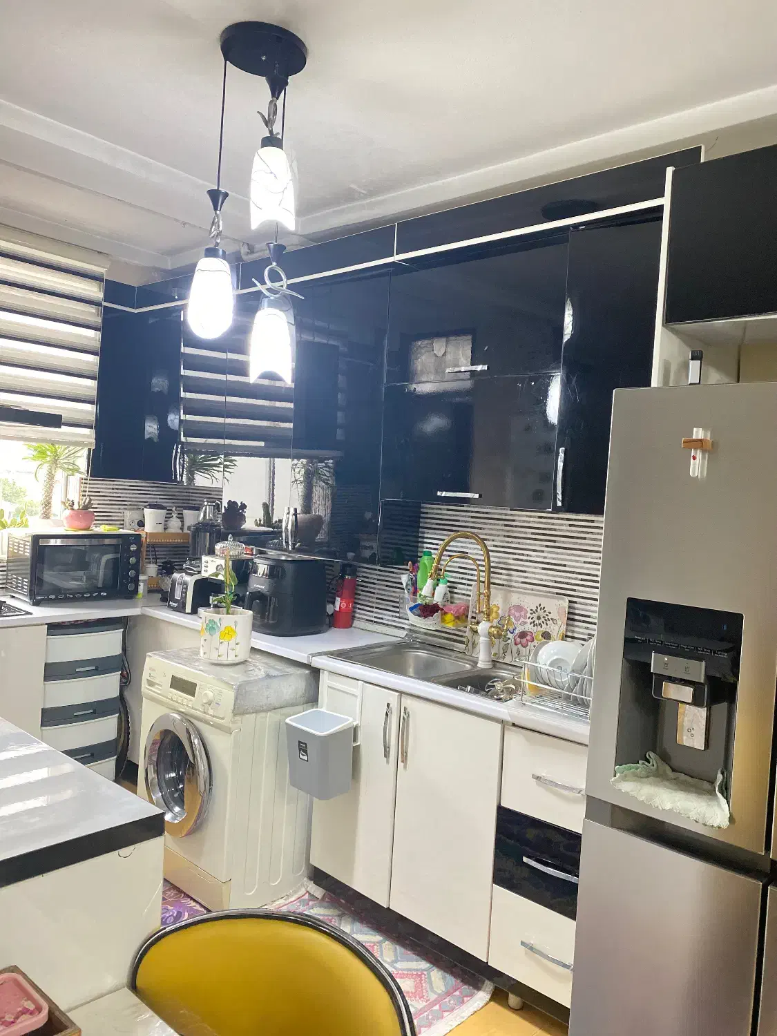 کابینت آشپزخانه همراه باگار وهود وسینک ومیزصندلی|کتابخانه، شلف، قفسههای دیواری|بندر انزلی, آذربایجان|دیوار