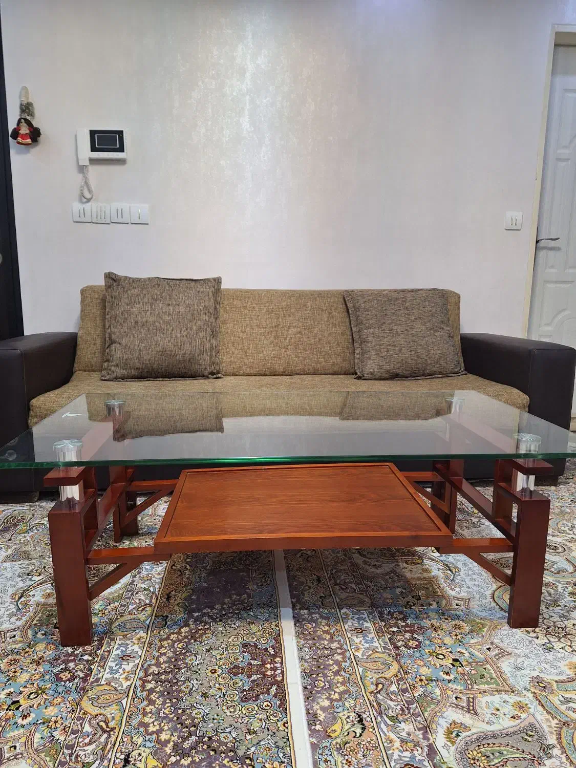 میز جلو مبلی ترکیه ای /مبل تخت خواب شو|مبلمان خانگی و میز عسلی|تهران, سلسبیل جنوبی|دیوار