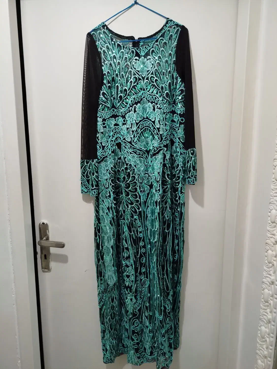 پیراهن مجلسی|لباس|هشتگرد, شهرک بعثت|دیوار