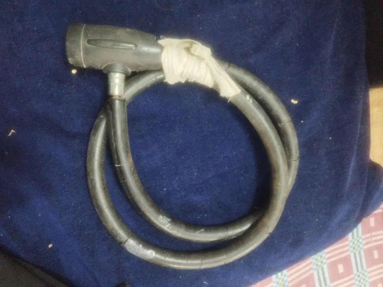 قفل موتور|اشیا|مشهد, پنجتن|دیوار