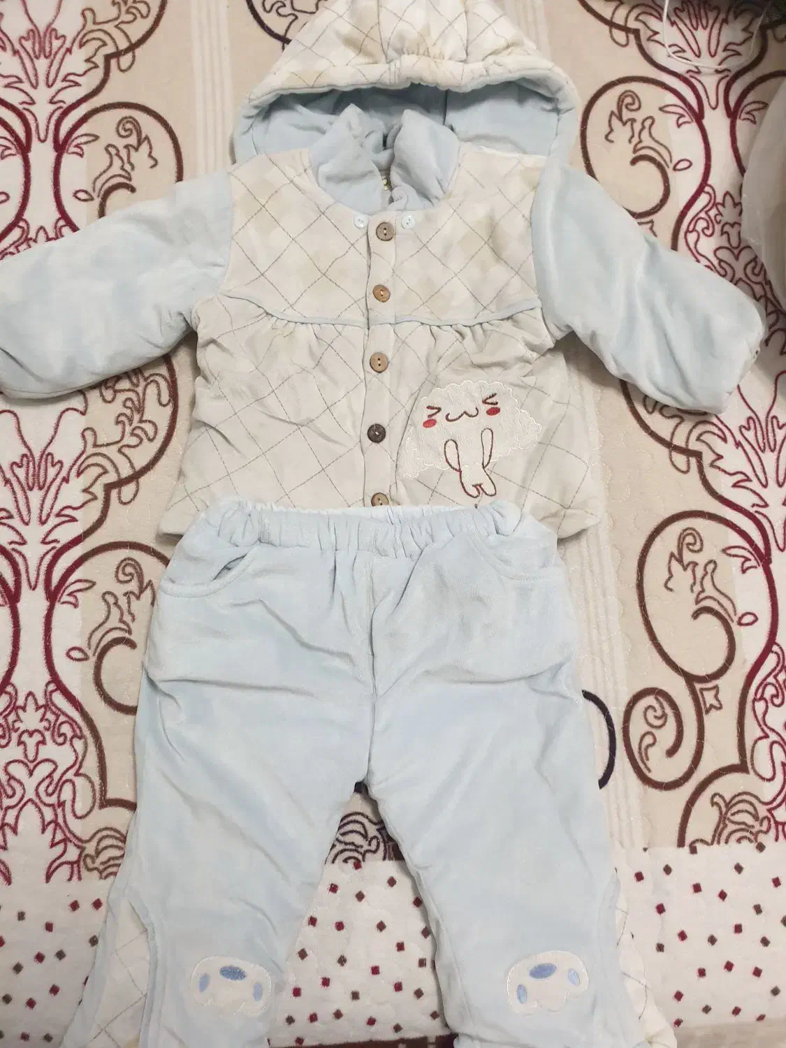 کاپشن بچگانه و کاپشن سرهمی|کفش و لباس بچه|باقرشهر, |دیوار