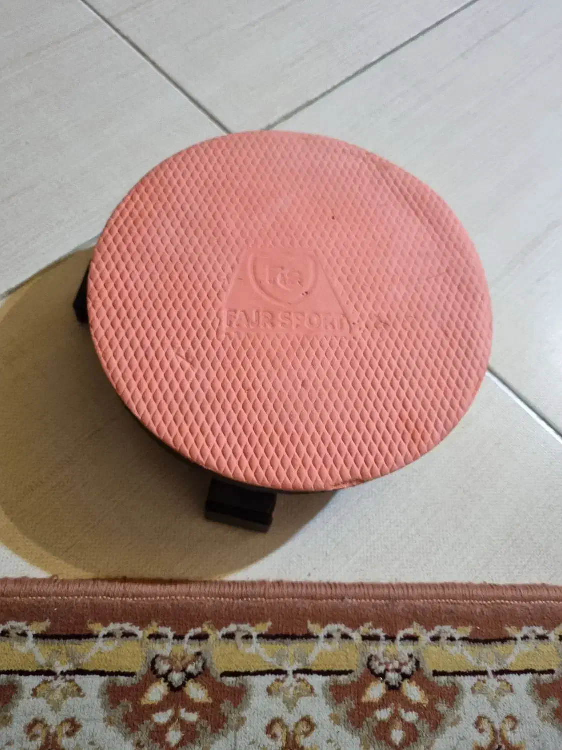 چرخونک و صندلی اداری|مبلمان اداری|رشت, منظریه|دیوار