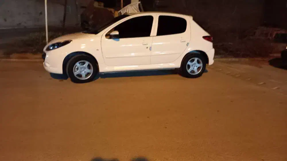 پژو ۲۰۷|خودرو سواری و وانت|ارسنجان, |دیوار