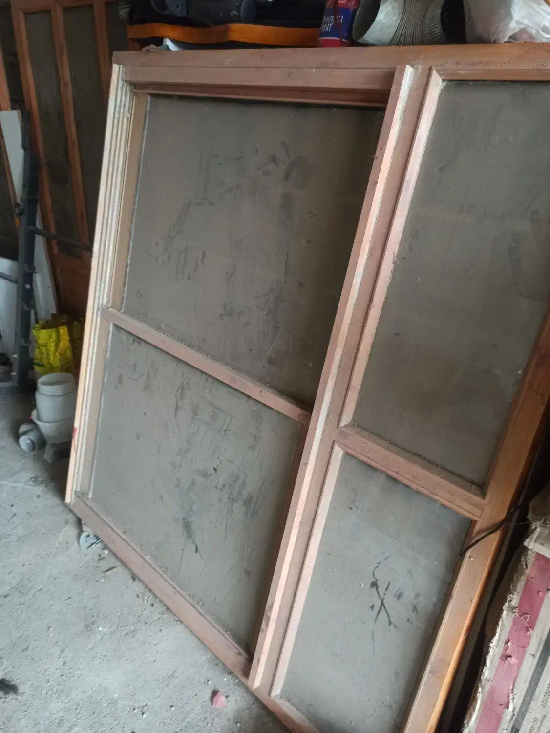 در المنیومی با دو عدد پنجره 015در150|مصالح و تجهیزات ساختمان|پرهسر, |دیوار