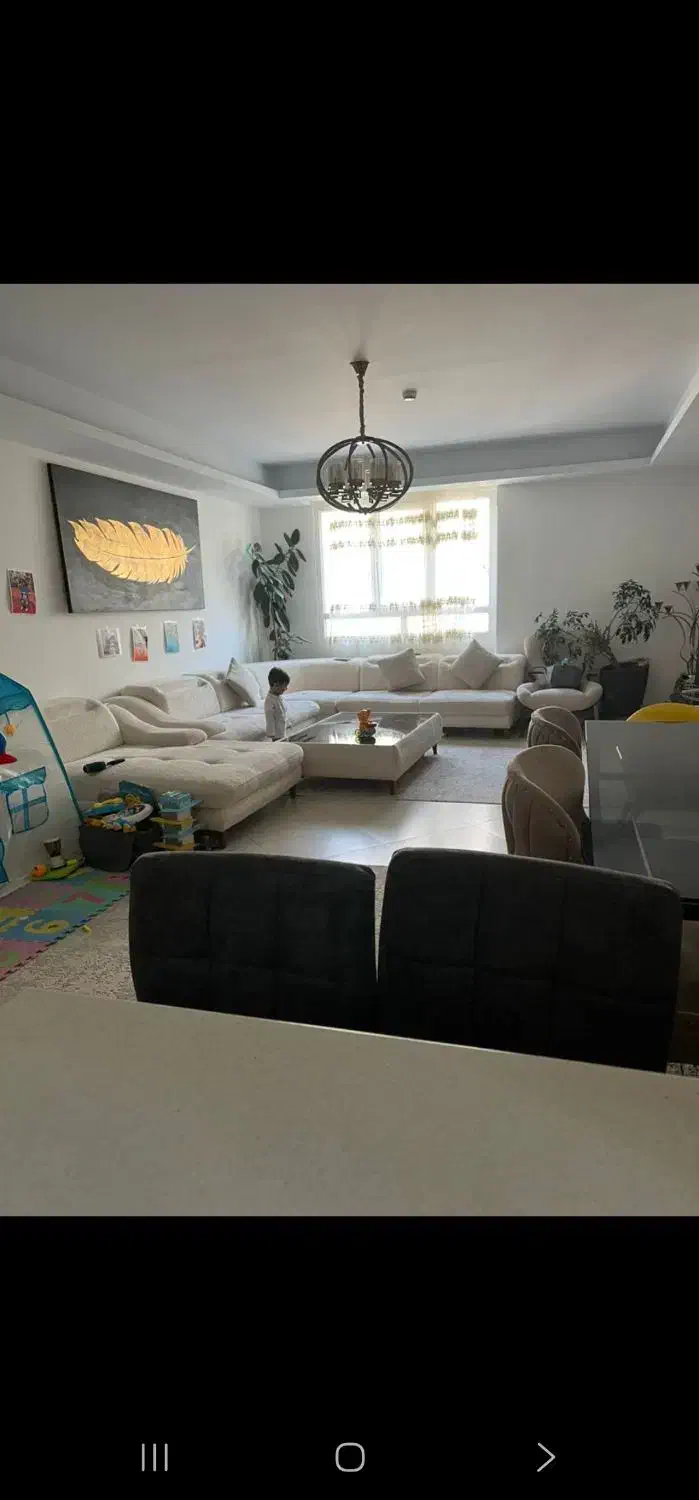 واحد ۱۰۰ متری /۲ خواب برج باغ  ازگل