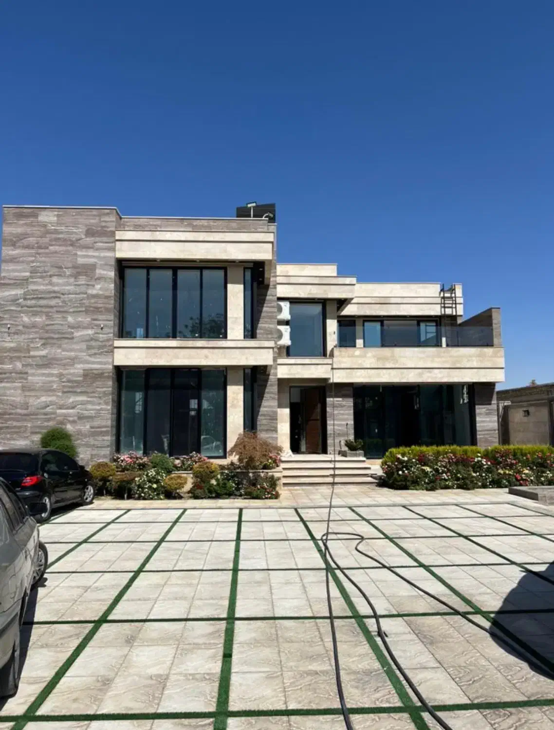 تولید درب و پنجره upvc و الومنیوم با ۲۰ ٪ تخفیف|خدمات پیشه و مهارت|ارومیه, |دیوار