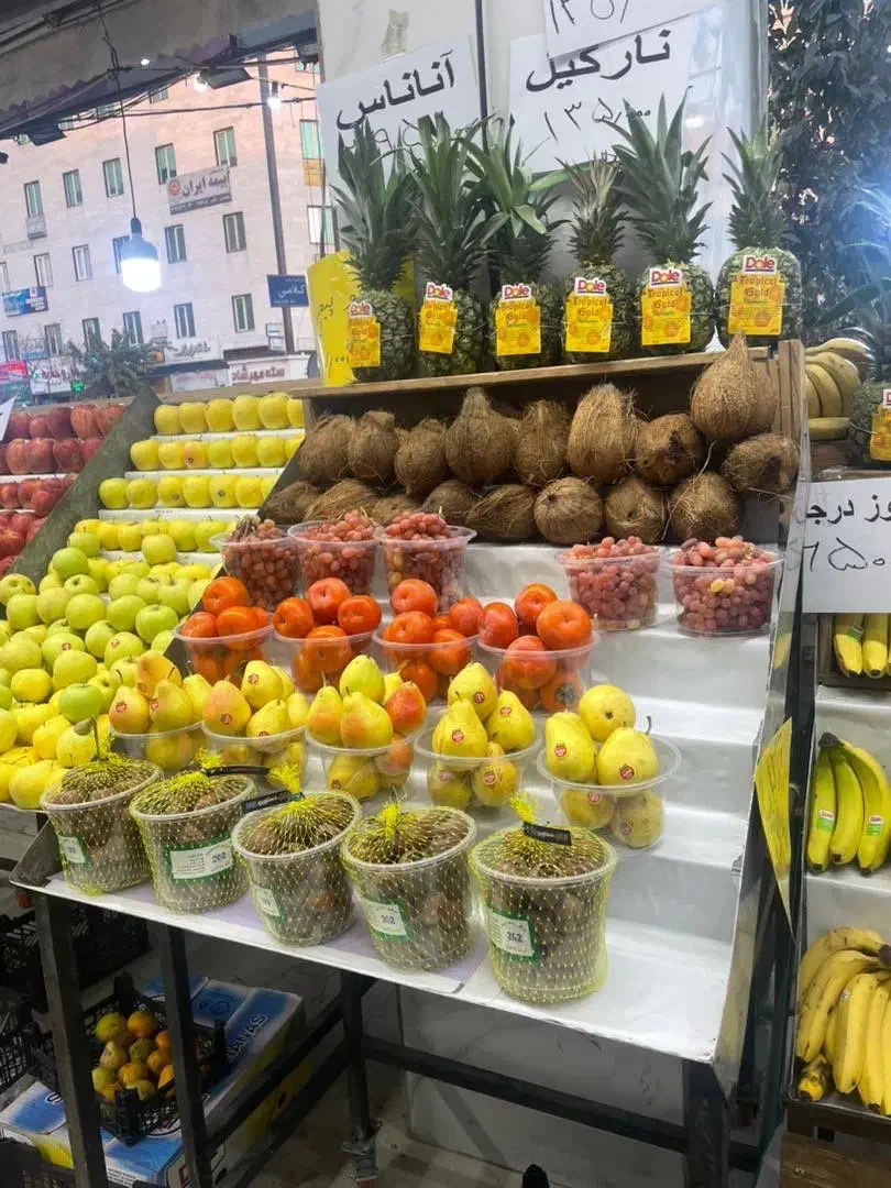 نیرو اقای جوان جهت کار در میوه فروشی|استخدام خدمات فروشگاه و رستوران|تهران, نارمک جنوبی|دیوار