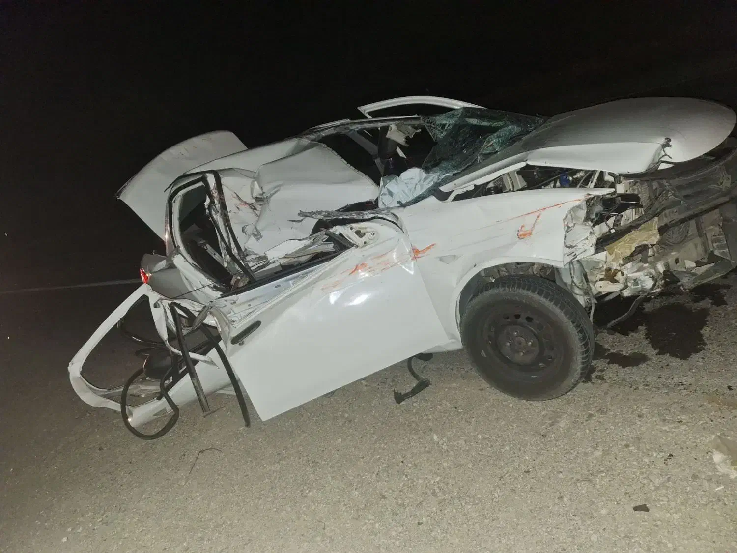 ساینا ۹۹  تصادفی  موتور سالم  سالم|خودرو سواری و وانت|سرپل ذهاب, |دیوار