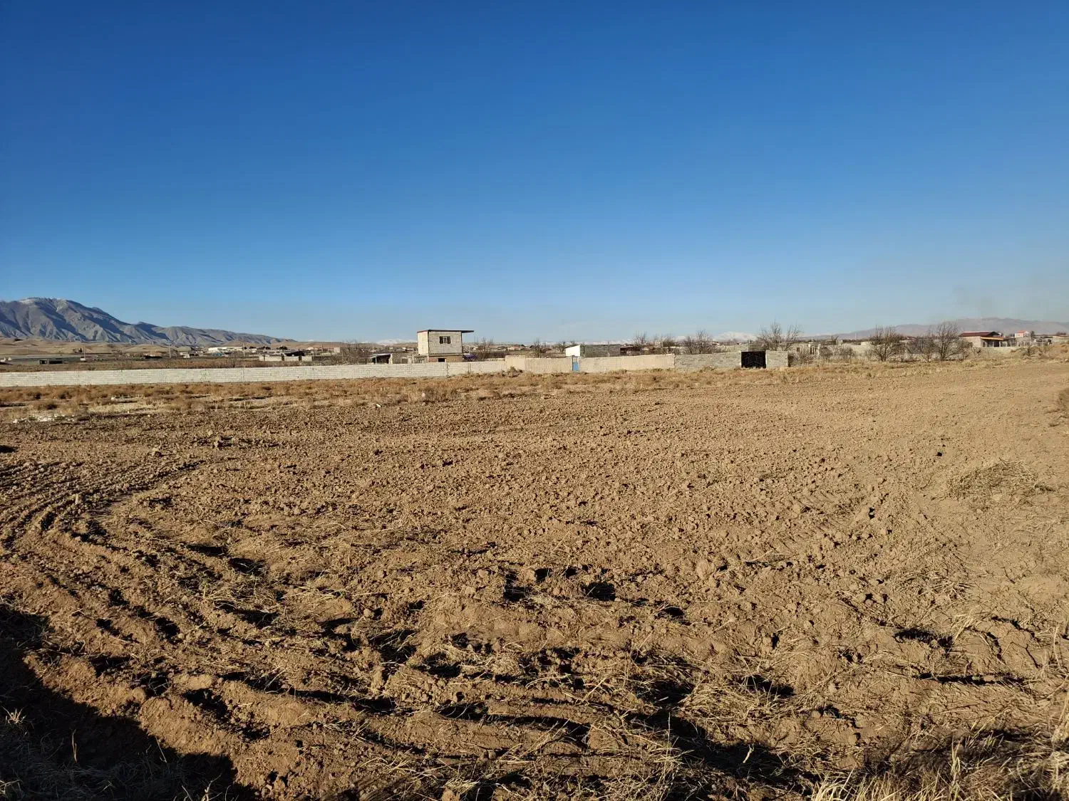 یکقطعهزمینویلایی ۲۰۰۰متر|فروش دفتر صنعتی، کشاورزی، تجاری|شبستر, |دیوار