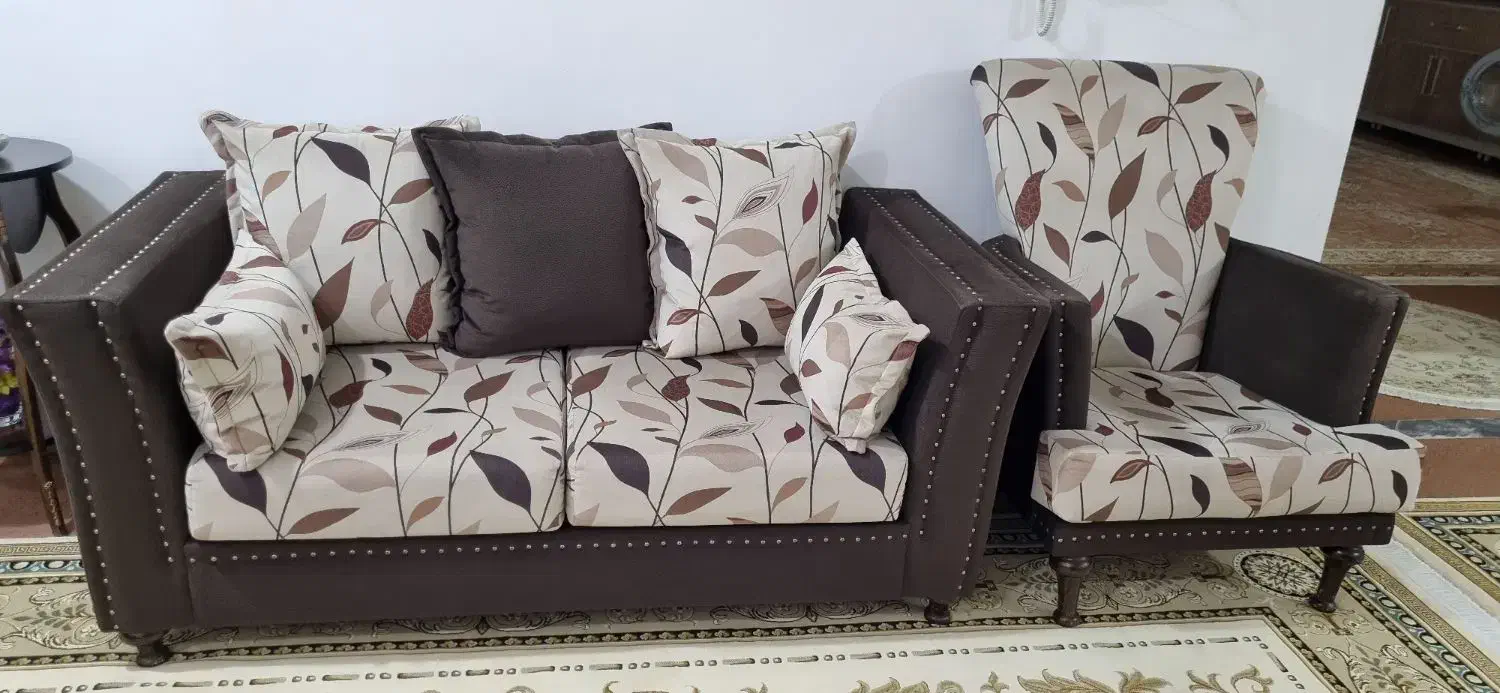 مبلمان هفت نفره در حد نو به دون یه ذره ضربه|مبلمان خانگی و میز عسلی|دوگنبدان, |دیوار