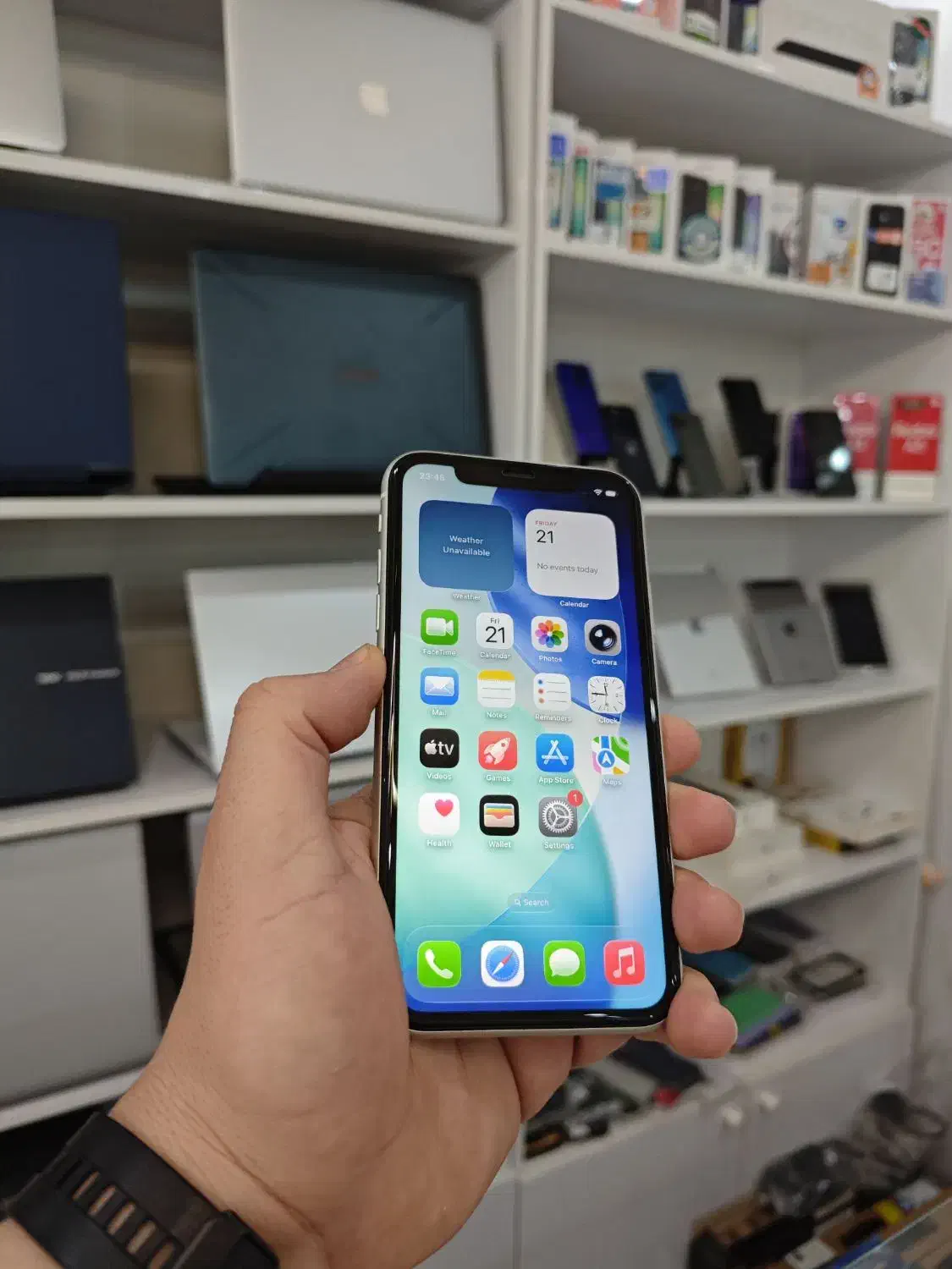 گوشی ایفون ۱۱ نرمال دو سیم کارت حافظه ۱۲۸ گیگابایت|موبایل|نورآباد ممسنی, |دیوار