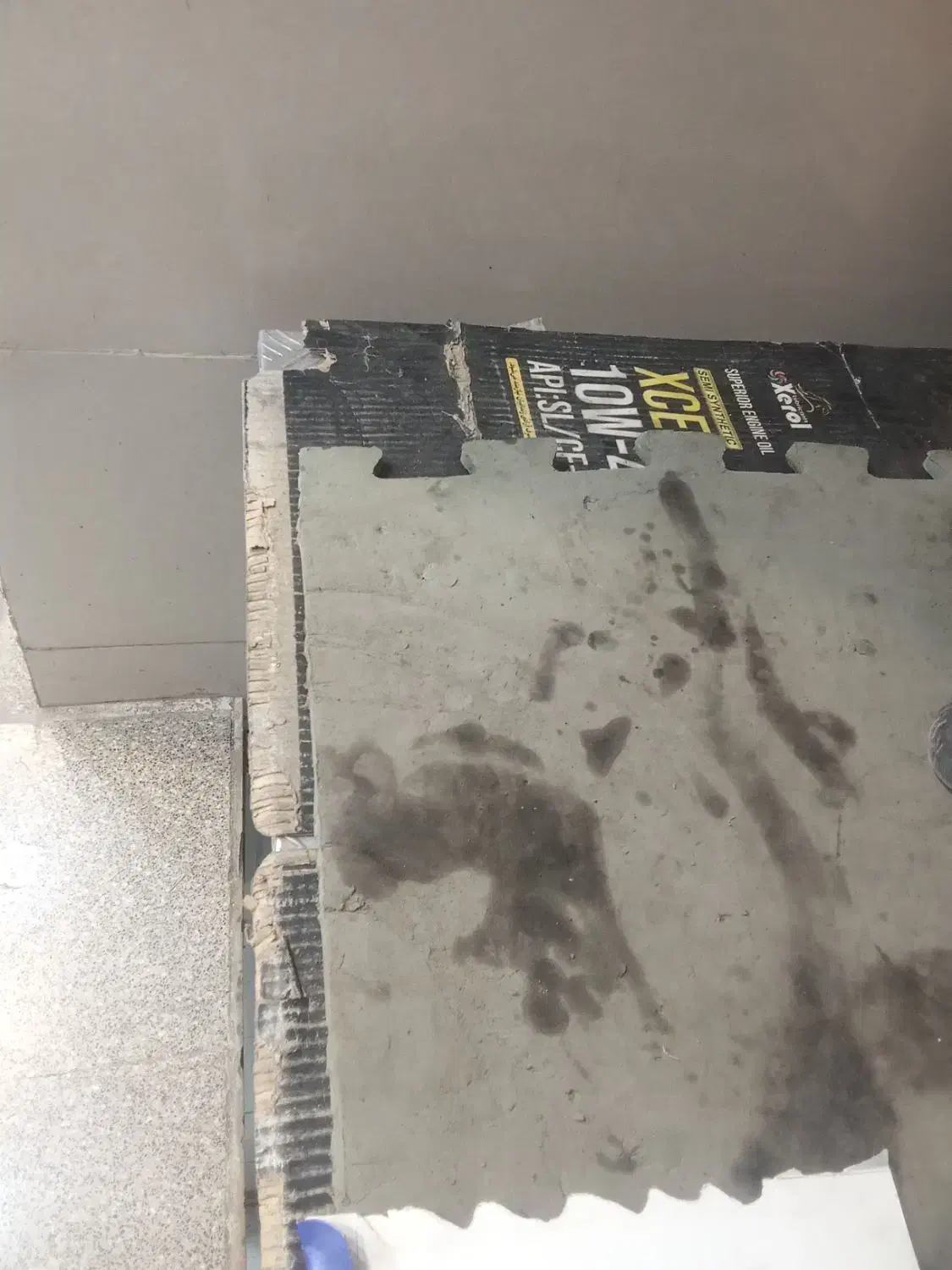 جیوه نقره ای|کلکسیون اشیاء عتیقه|یزد, |دیوار