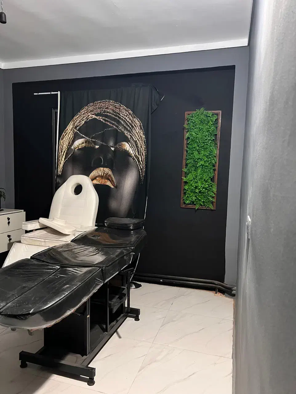 اجاره صندلی و اتاق در سالن زیبایی|خدمات آرایشگری و زیبایی|آمل, |دیوار