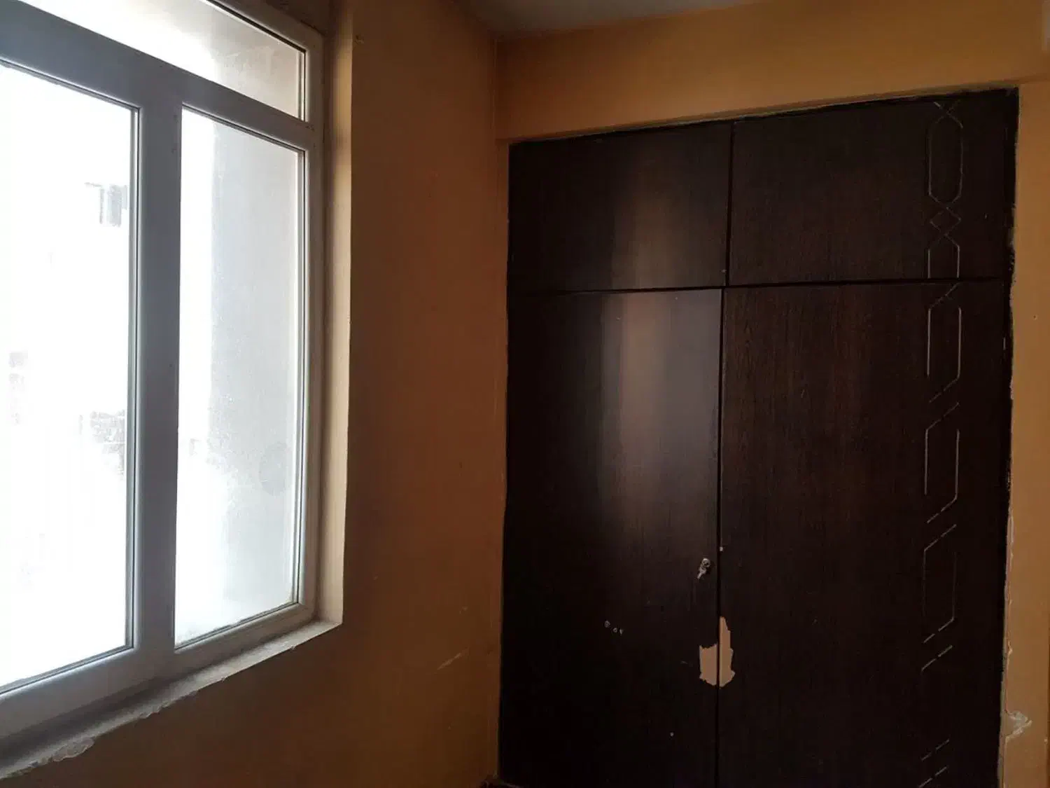 رهن آپارتمان|اجارهٔ آپارتمان|فردیس, نیروگاه برق|دیوار