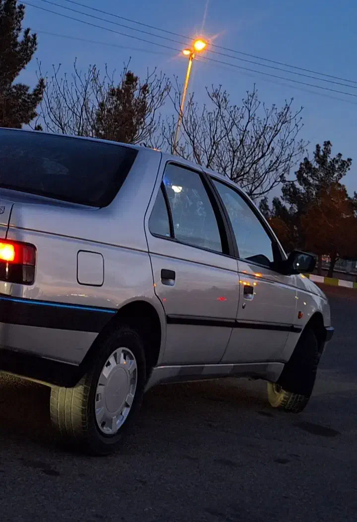 405 مدل ۹۷ دوگانه کارخانه|خودرو سواری و وانت|رفسنجان, |دیوار