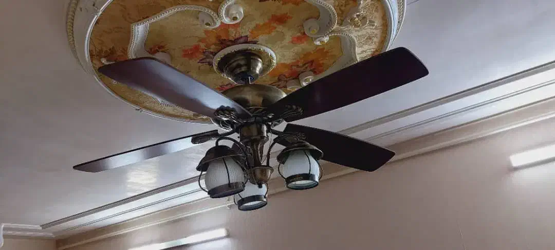 پنکه سقفی (لوستری)|پنکه و تصفیهکنندهٔ هوا|گنبد کاووس, |دیوار