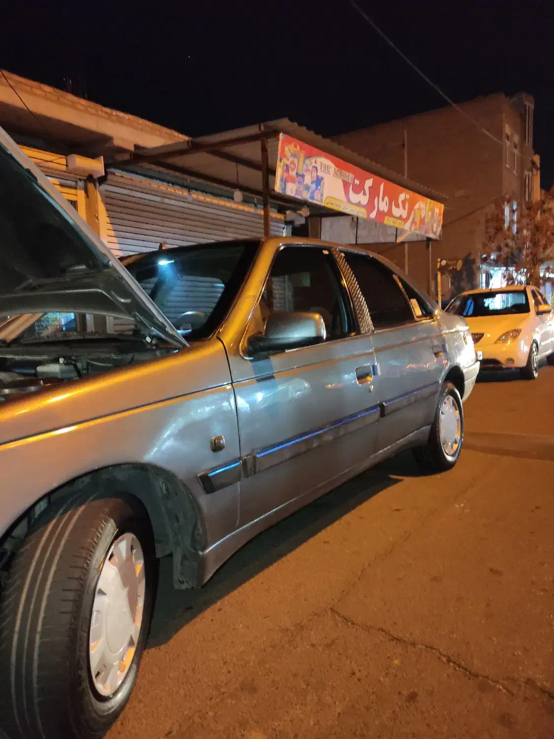 ۴۰۵خاکستری مدل ۸۸تروتمیز|خودرو سواری و وانت|شاهین دژ, |دیوار