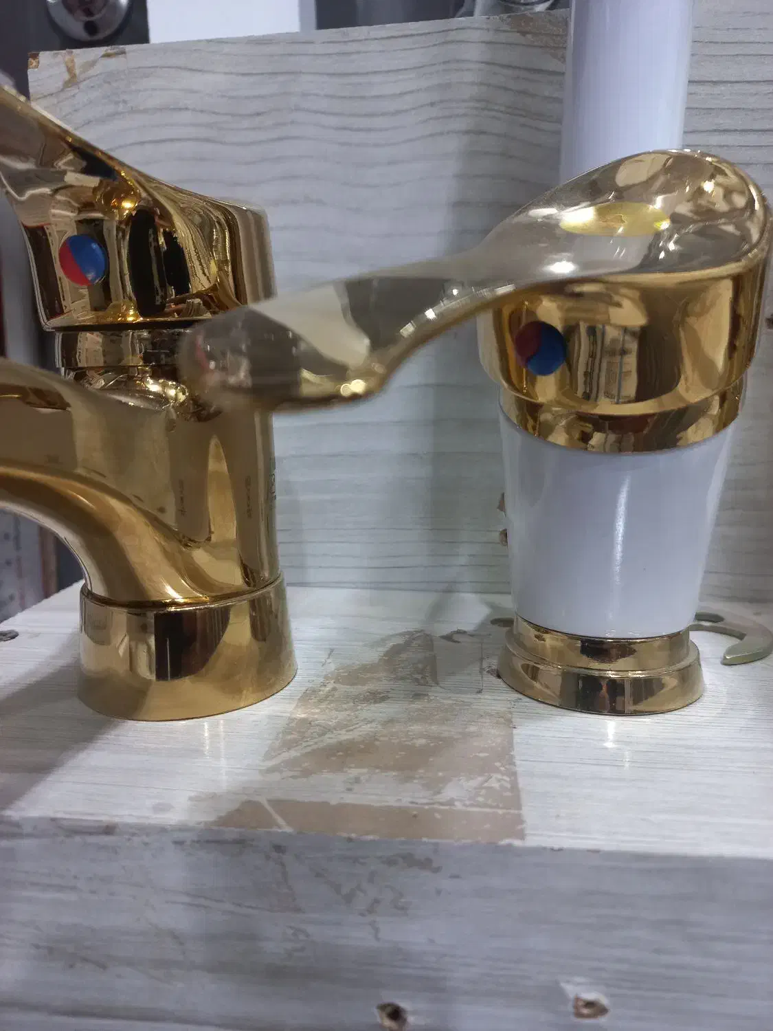 شیر الات ۴ میلیون قیمت خرید ۲سال پیش|لوازم حمام|تربتحیدریه, بالا ولایت|دیوار