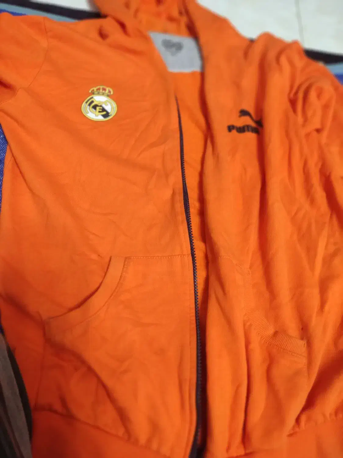 پافر|کفش و لباس بچه|رشت, رودبارتان|دیوار