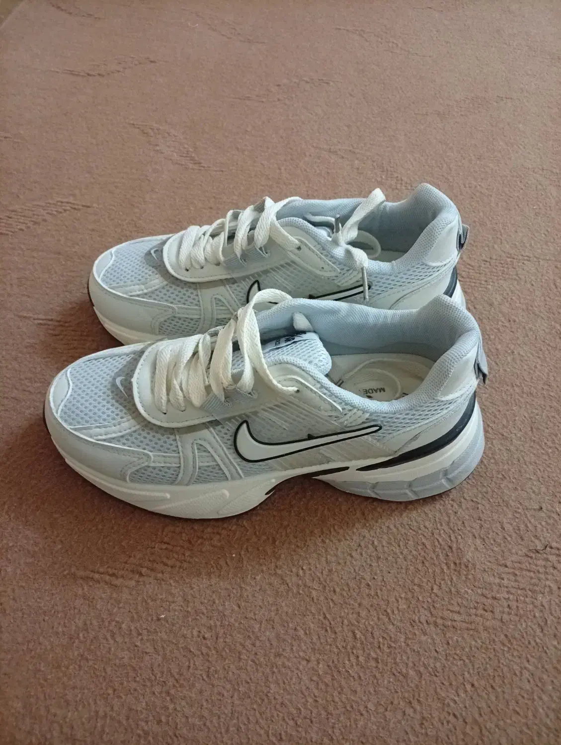 کفش|کیف، کفش، کمربند|فسا, |دیوار