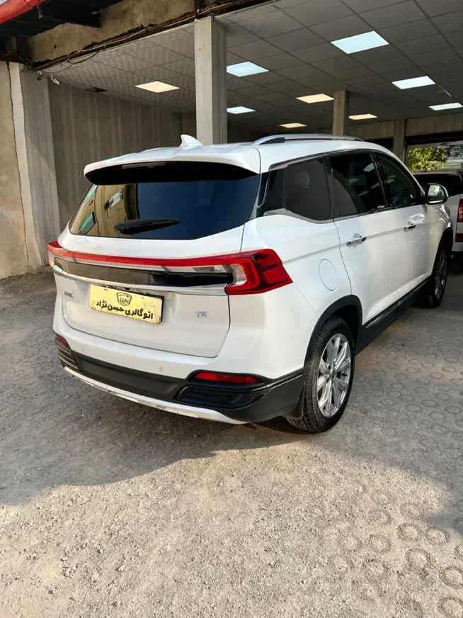 فرداموتور t5 مدل 1402|خودرو سواری و وانت|رشت, انصاری|دیوار