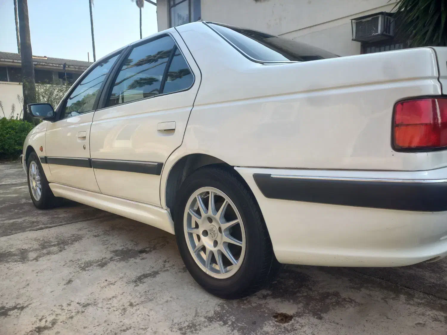 پژو پارس xu7 بدون رنگ|خودرو سواری و وانت|رشت, نیروی دریایی|دیوار