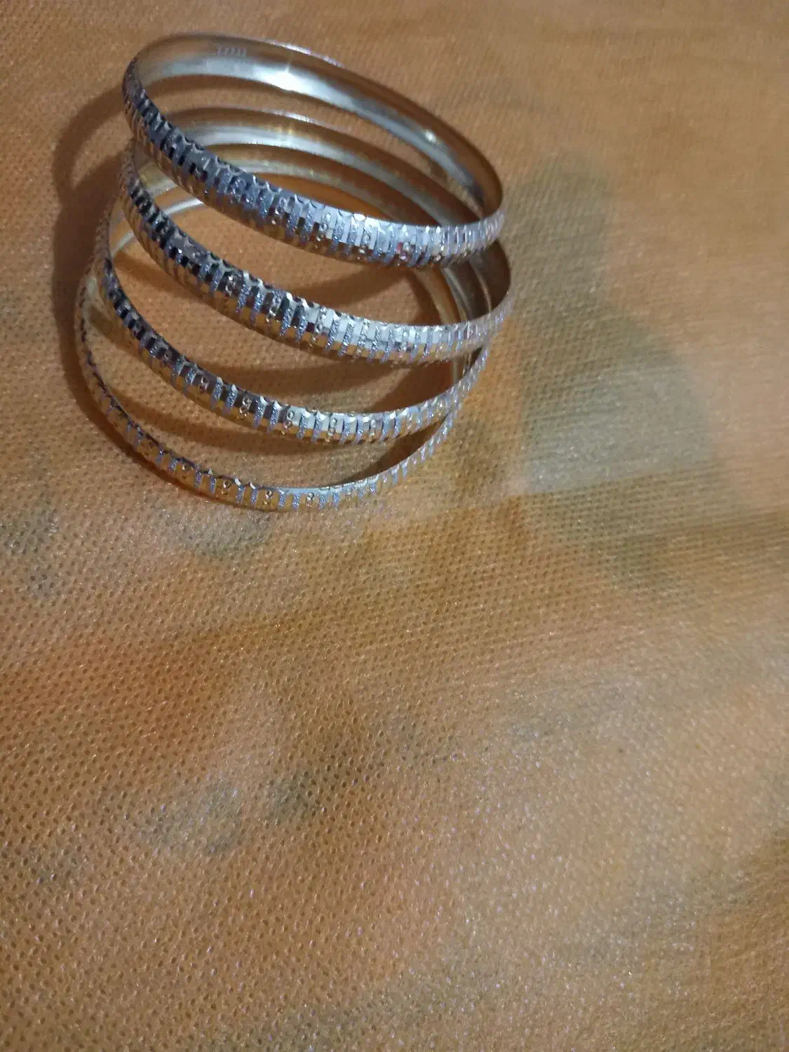 النکو نونو|جواهرات|اردبیل, |دیوار