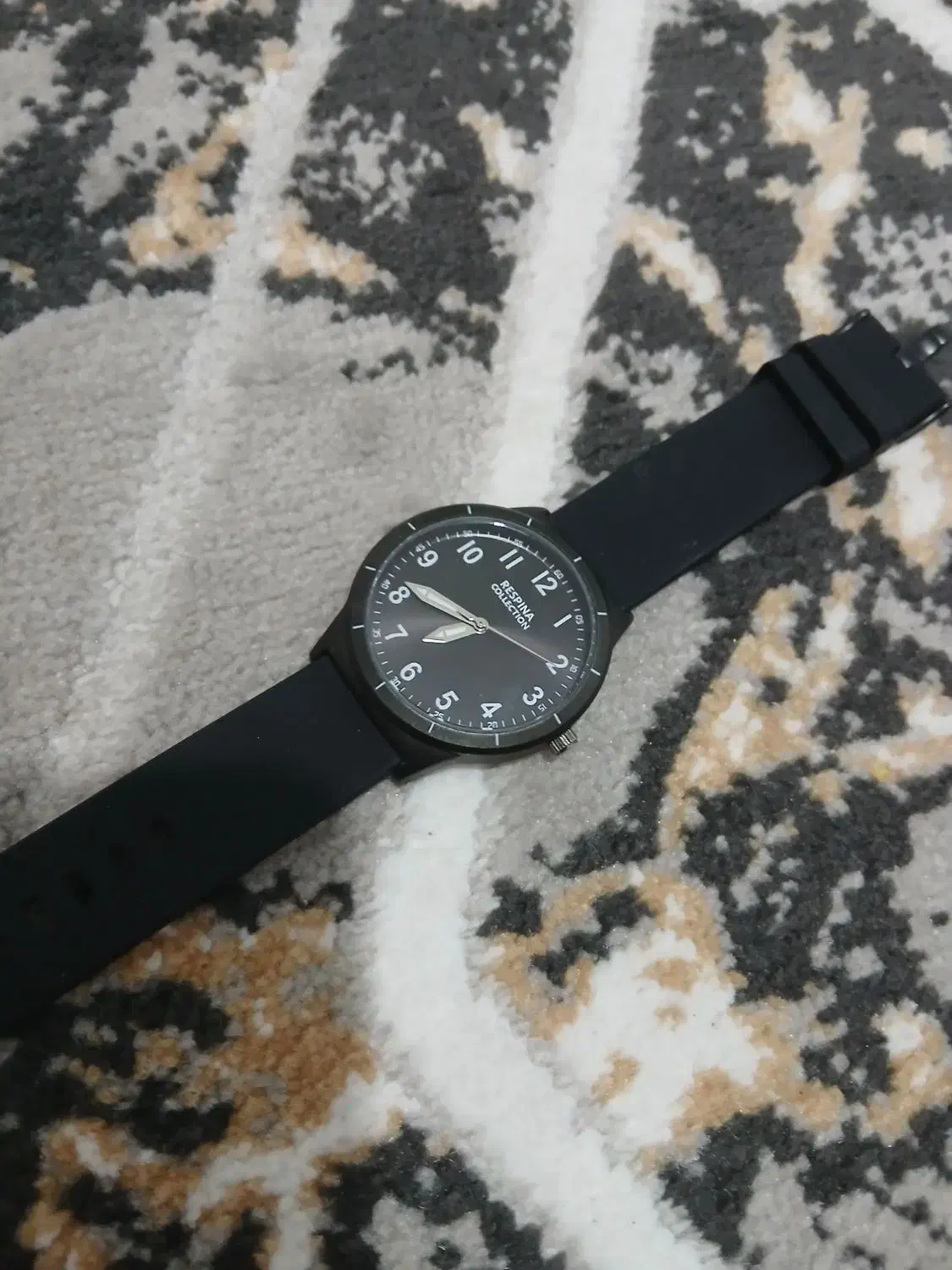 ساعت لوکس نو|ساعت|نهاوند, |دیوار