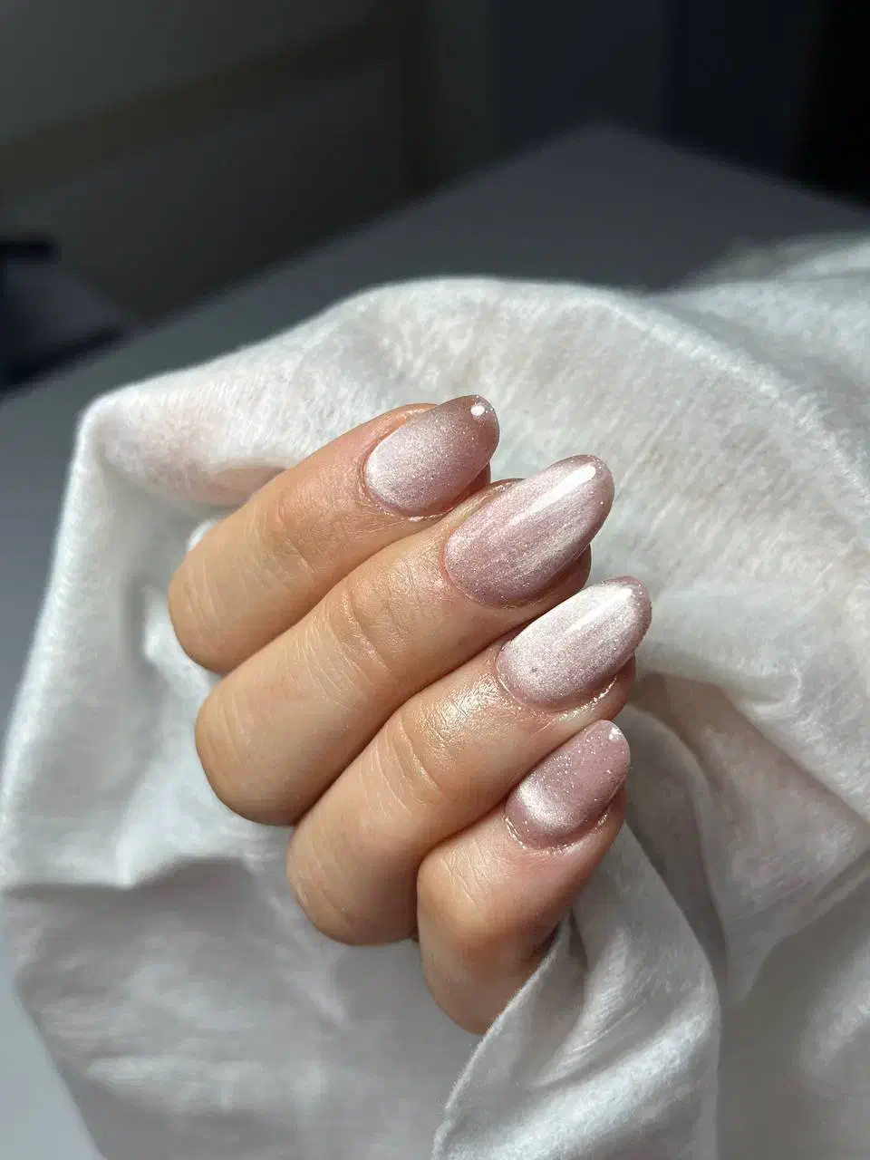 کاشت ناخن با کیفیت و قیمت مناسب در آبدانان|خدمات آرایشگری و زیبایی|آبدانان, |دیوار