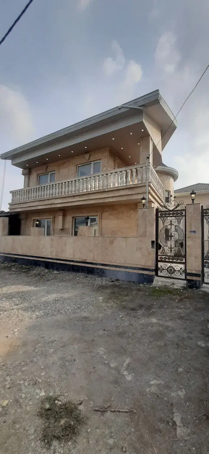 ویلااستخردارمابین شهسوار رامسر|فروش خانه و ویلا|تنکابن, |دیوار