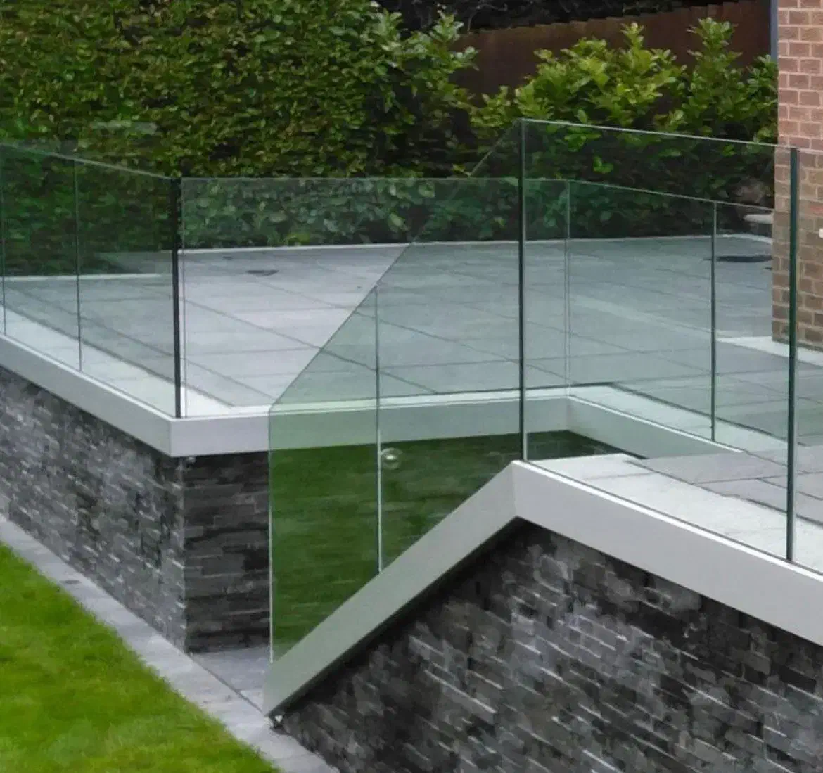 بالکن شیشه ای ریلی ، فول ویو عایق صدا و گردو غبار|مصالح و تجهیزات ساختمان|کرج, شهرک اوج|دیوار